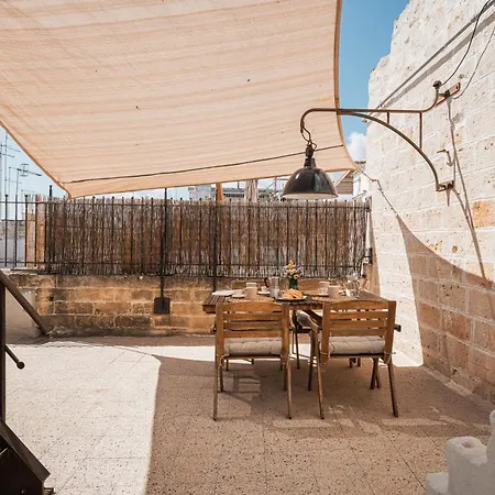 Helloapulia - Casamas Seaview - Loft With Terrace In Old Town *
